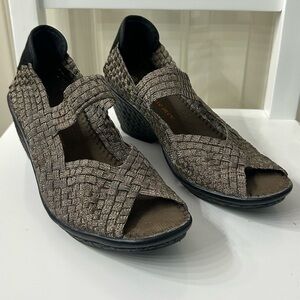 BM bernie mev. Woven Wedge Sandals Women’s Size 40/9.5
